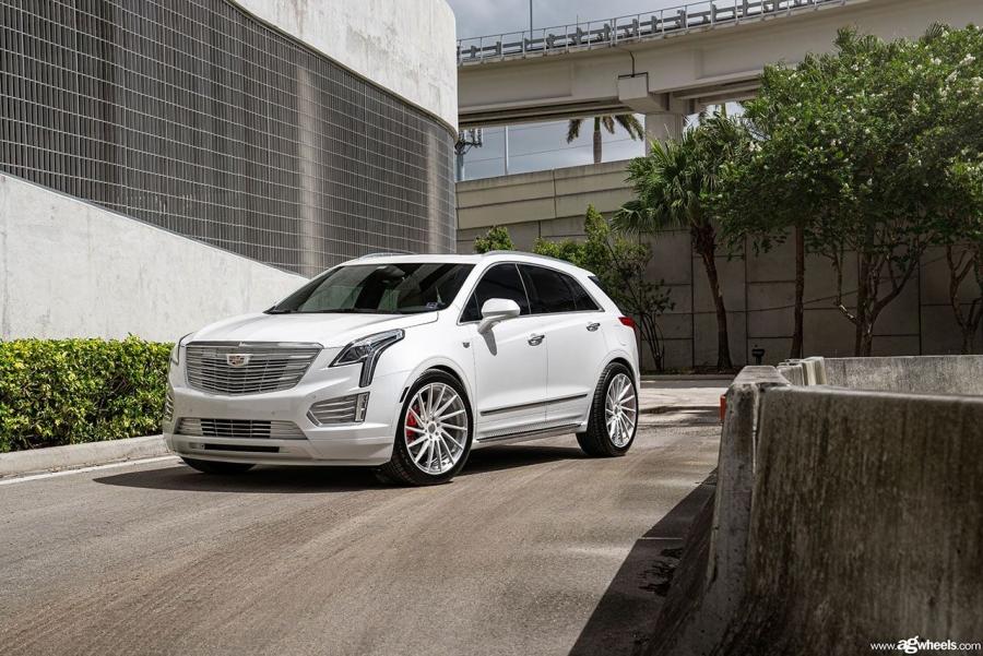  Cadillac XT5 by MC Customs on Avantgarde Wheels (AG F321) 2018 года  (фото 1 из 11)